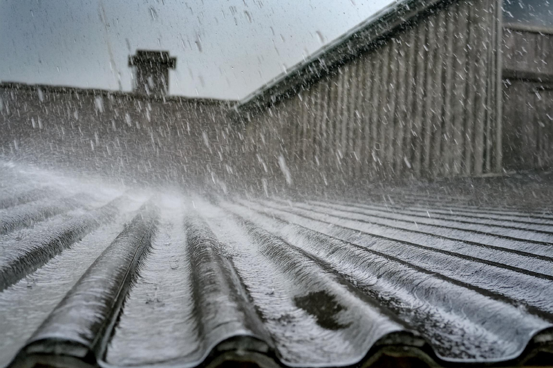 pluie et intempéries sur toiture